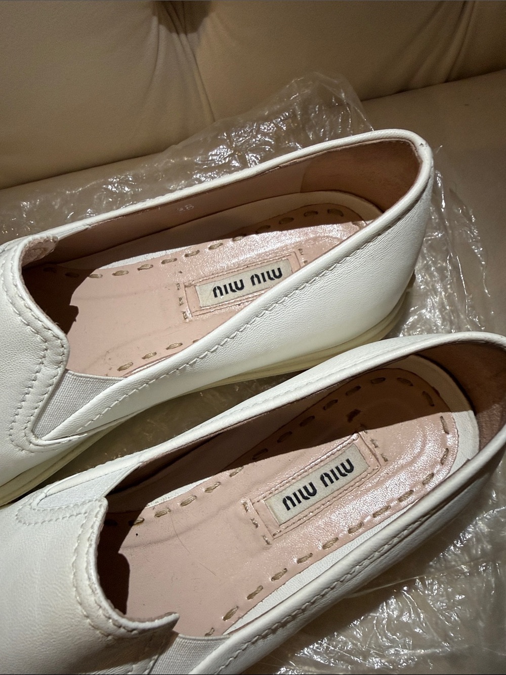 Miu Miu White Leather Slip-On Loafers with Silver Cap Toe Accent - Picture 3 of 3